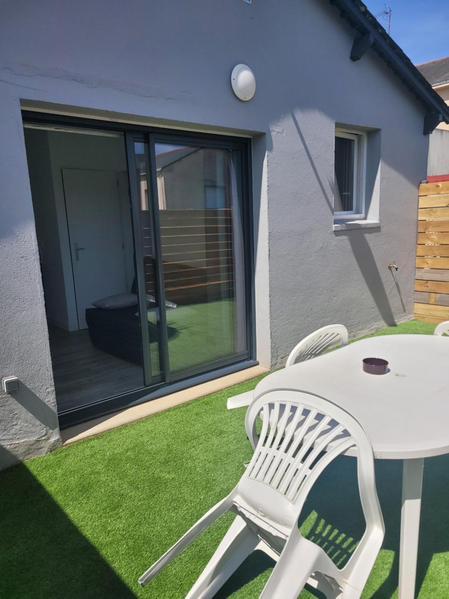 Le Studio Saint-Pierre-Montlimart 외부 사진